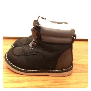 GUC Old Navy Toddler Boy Boots Size 5